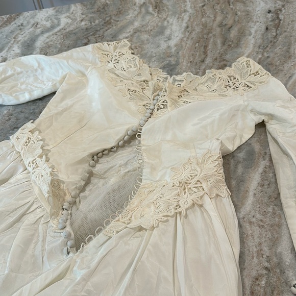 Vintage Wedding Dress - Picture 3 of 12